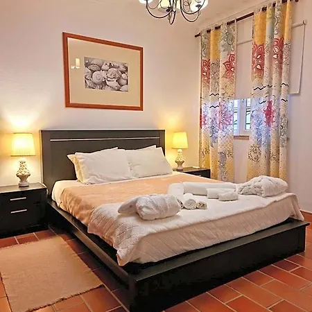 Quinta Da Violeta 4*